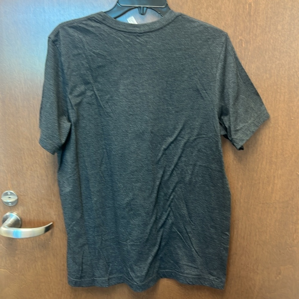 122. Valentine Themed Gray Short sleeve T-Shirt, 3 decorative Gnomes on front, L - Picture 3 of 5